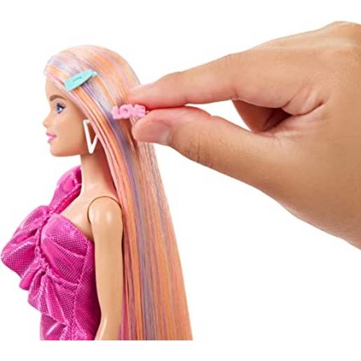 Barbie - Muñeca caucásica con pelo extralargo, ropa y accesorios (Totally Hair 2.0) ㅤ