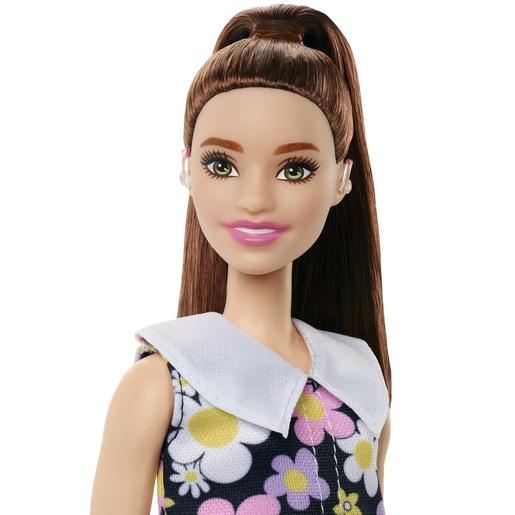 Barbie - Muñeca Barbie Fashionista con vestido de margaritas y audífono ㅤ