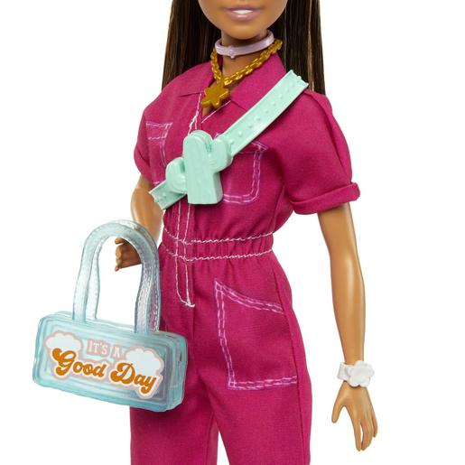 Barbie - Muñeca con Mono Rosa y Complementos de Moda ㅤ