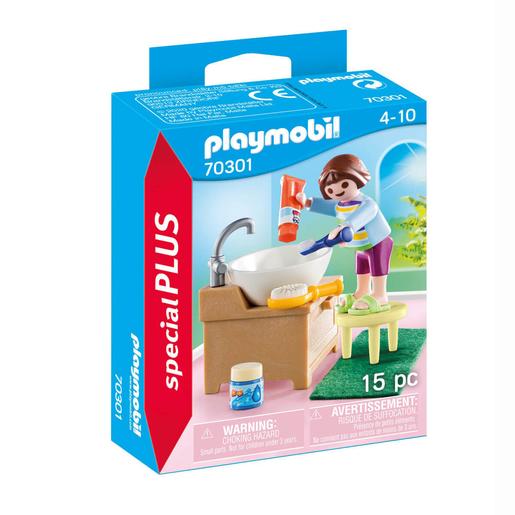 Playmobil - Niña con Lavabo 70301