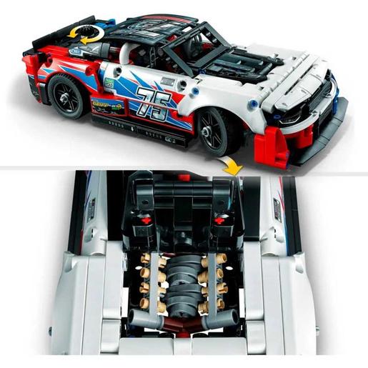 LEGO - Technic NASCAR Next Gen Chevrolet Camaro ZL1  42153