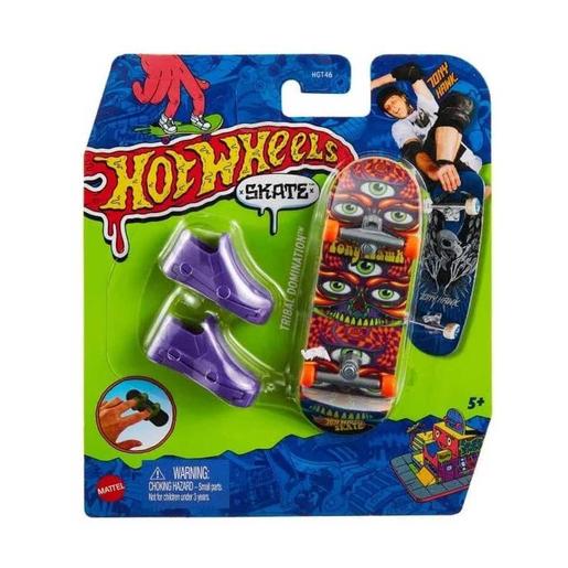Hot Wheels - Monopatín de juguete con zapatillas para dedos