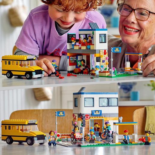 LEGO City Día de colegio 60329 | Lego City | Toys"R"Us